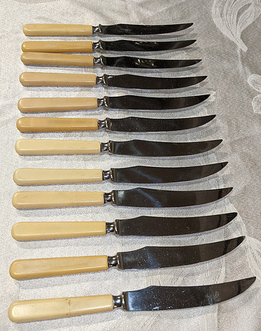 Set of 12 Master Cutlers Knives-3.jpg