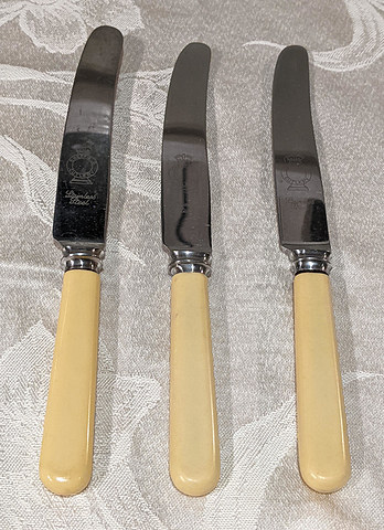 set of 3 Sheffield  knives-4.jpg