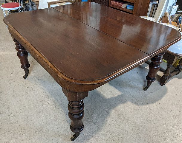 Victorian mahogany extension table-1.jpg