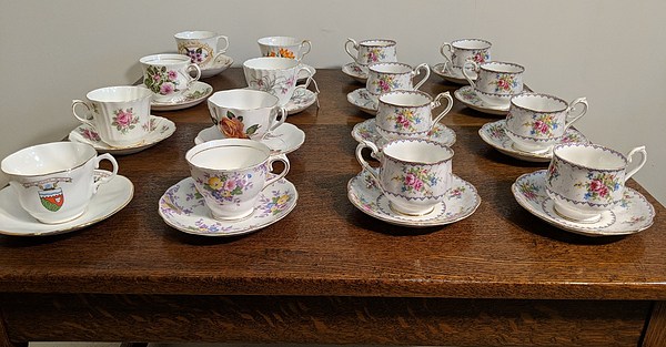 tea cups -r35-2.jpg