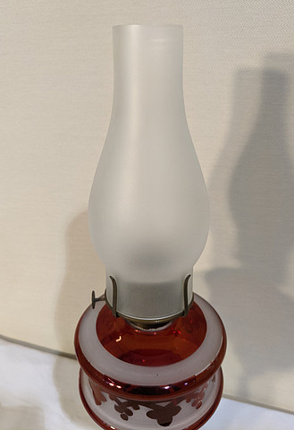red and white oil lamp-7.jpg