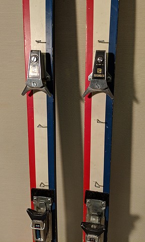 vintage pair of skis-2.jpg